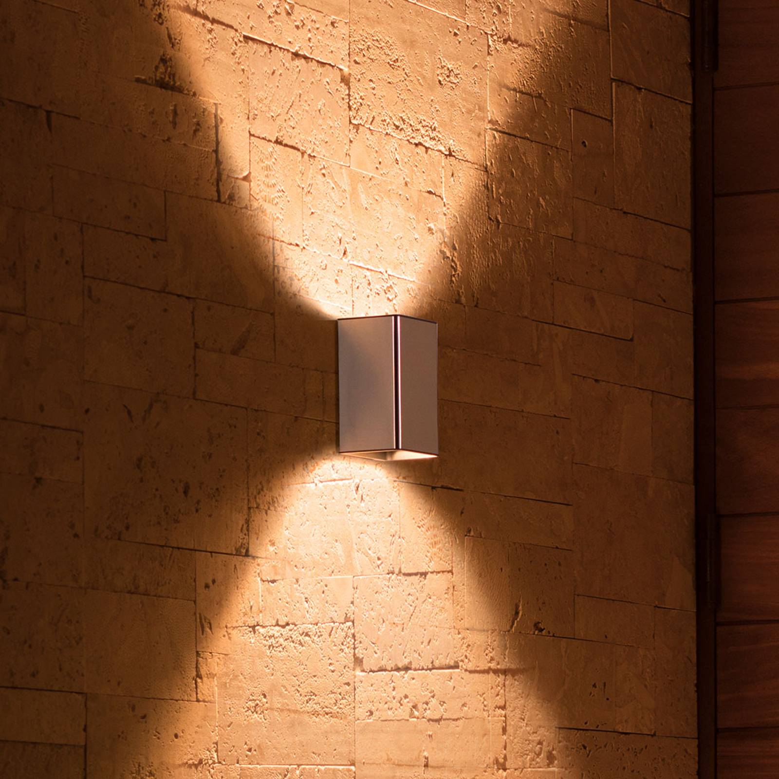 Philips Hue WACA Resonate -ulkoseinävalaisin