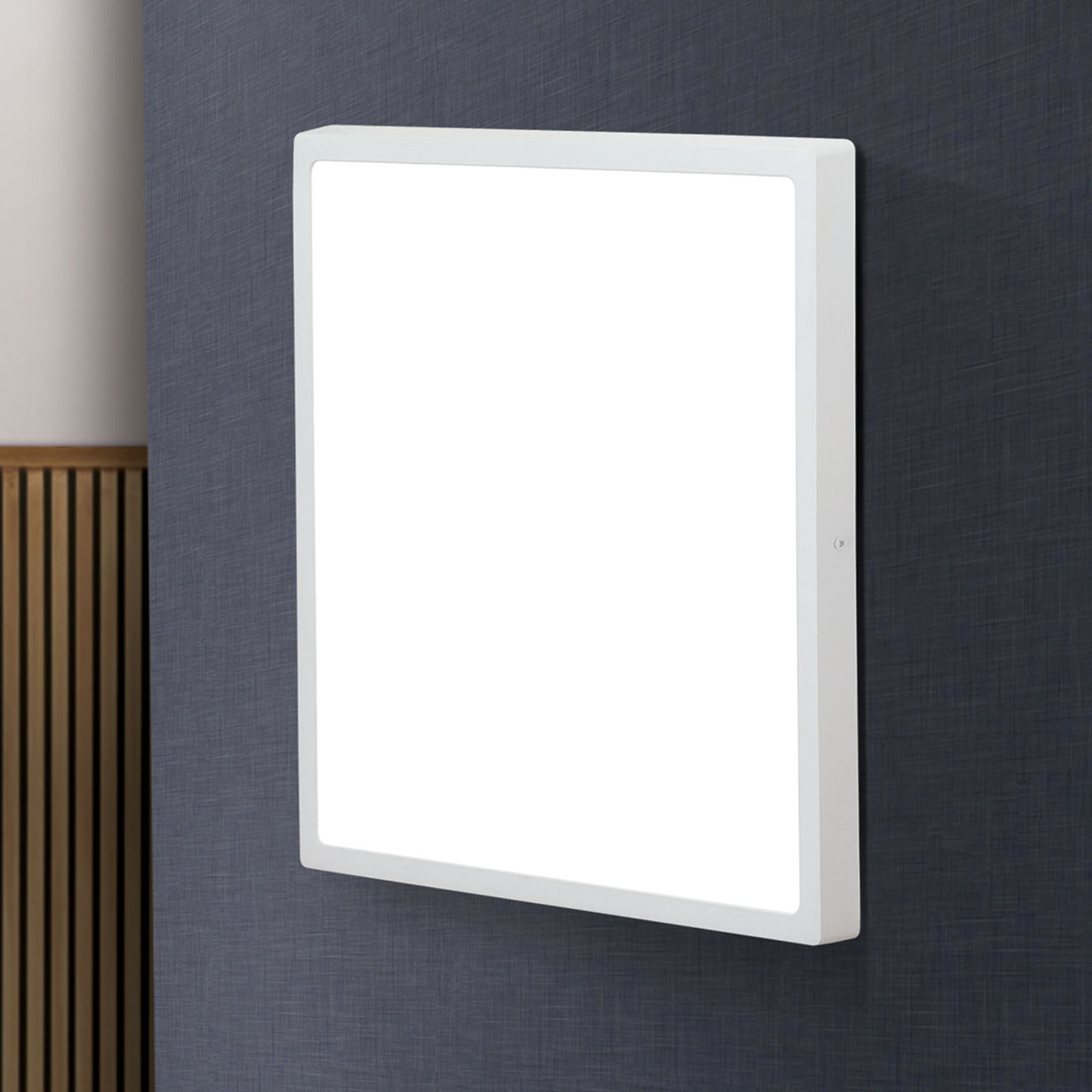 Kulmikas LED-seinävalaisin Lero 40 x 40 cm