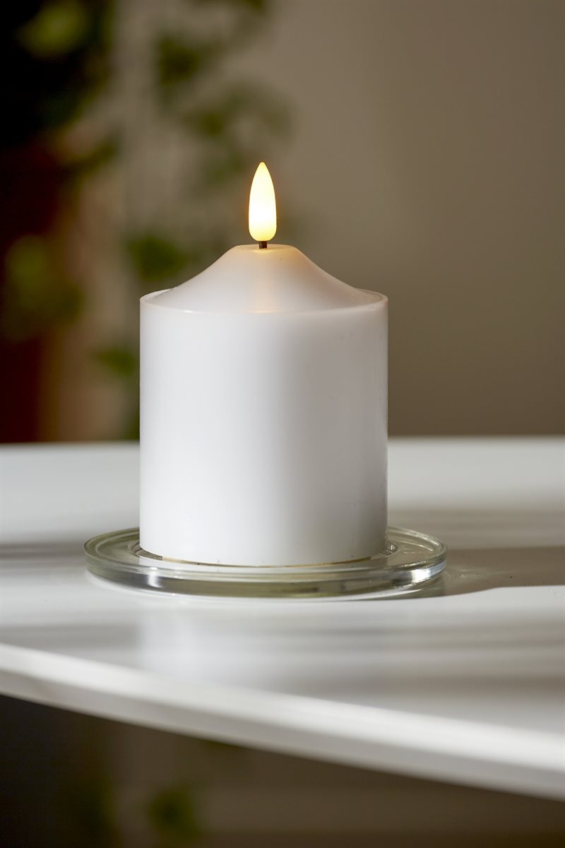 LED-pöytäkynttilä 9 cm Flamme