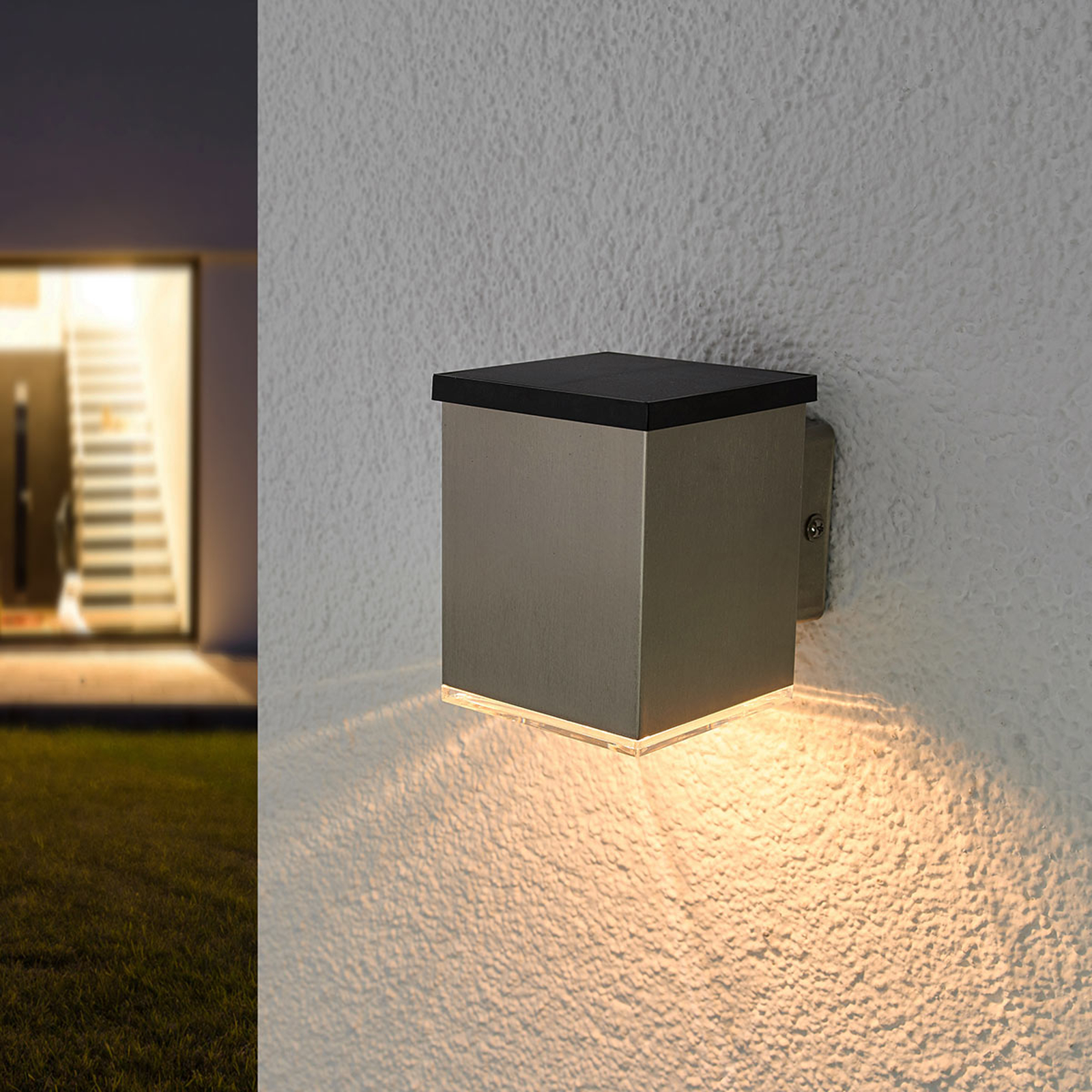 LED -aurinkoseinävalaisin Tyson, kulmikas, kirkas
