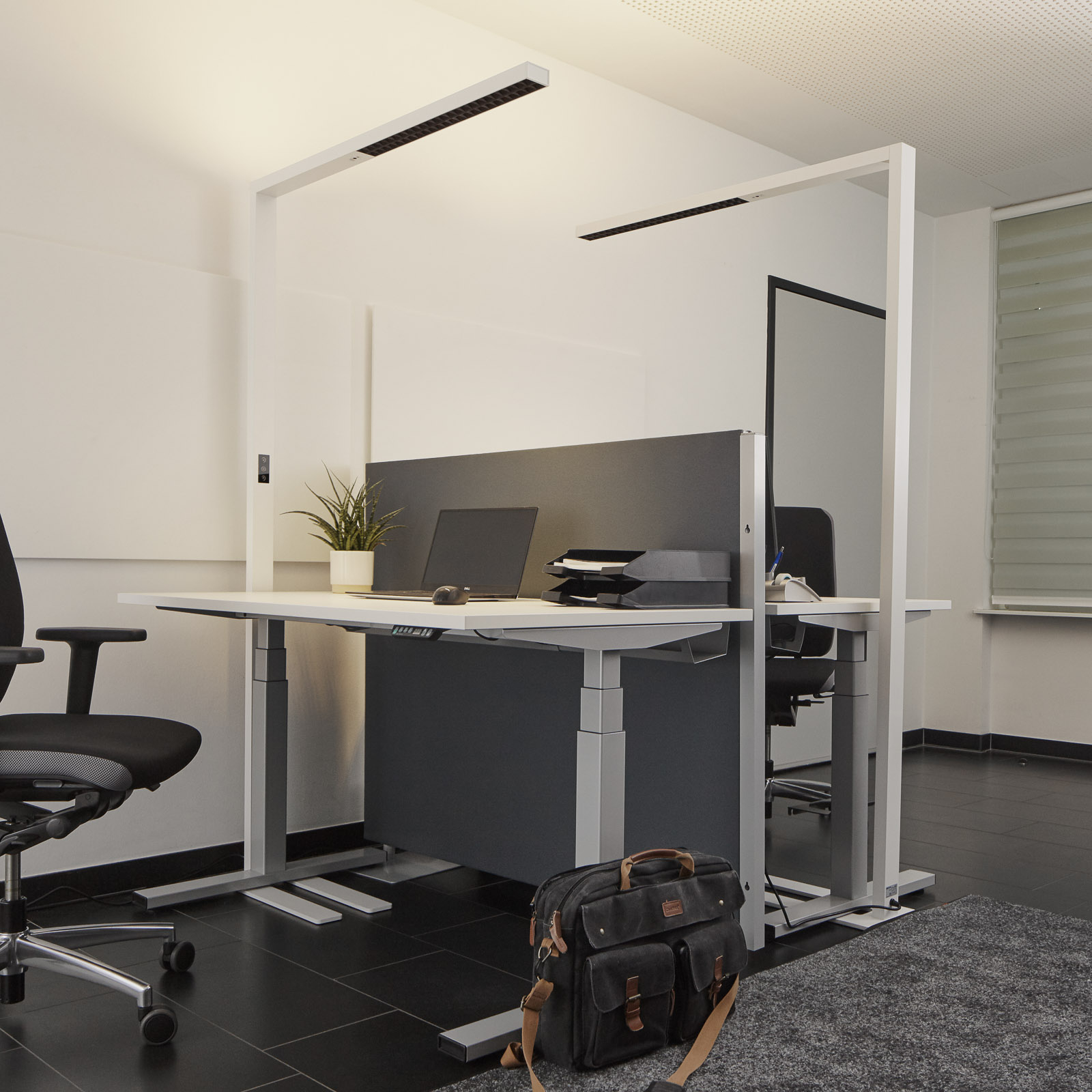 LED-toimistolattiavalaisin Jolinda, CCT, tunnistin