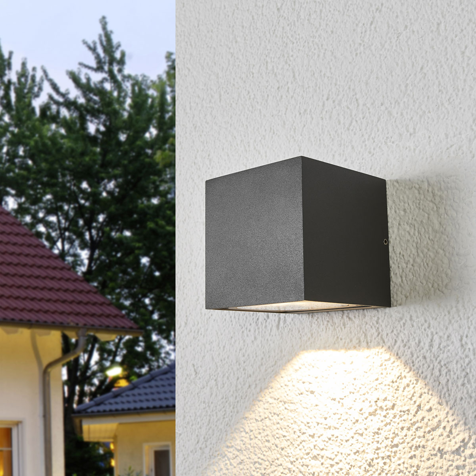 Alaspäin valaiseva LED-ulkoseinävalaisin Merjem