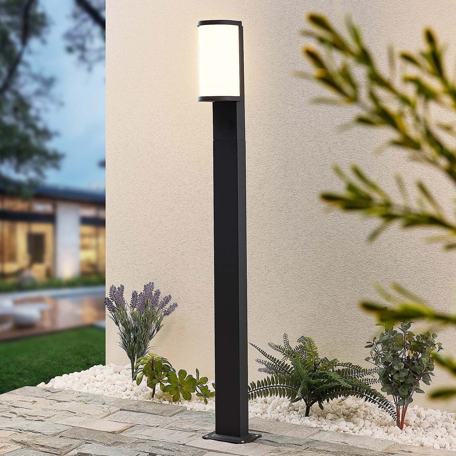 Lucande Jokum -LED-pylväsvalo, IP65, 100 cm