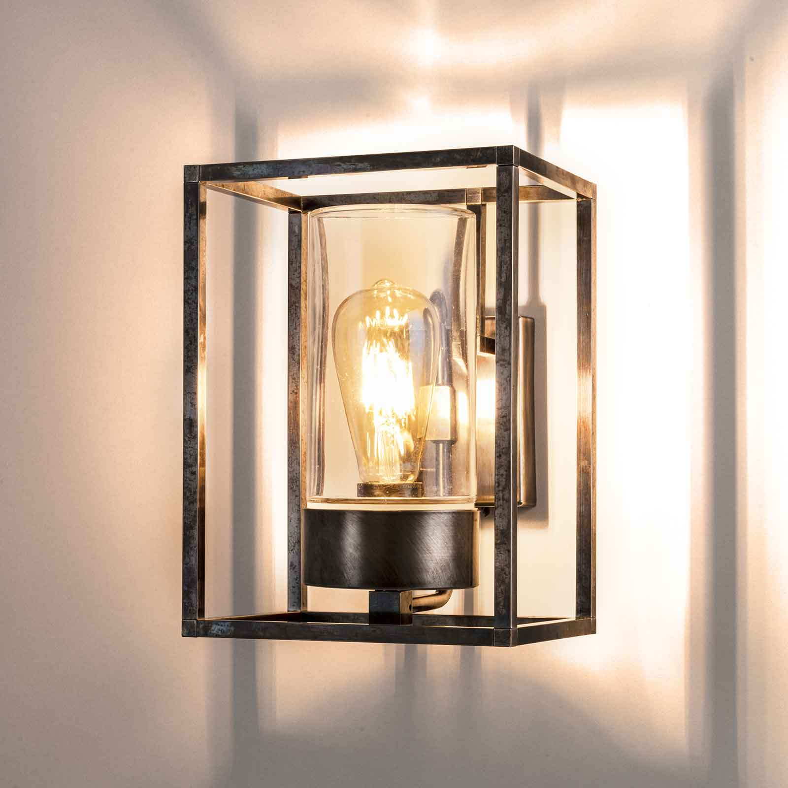 Ulkoseinälamppu Cubic³ 3363 antiikkinikkeli/kirkas