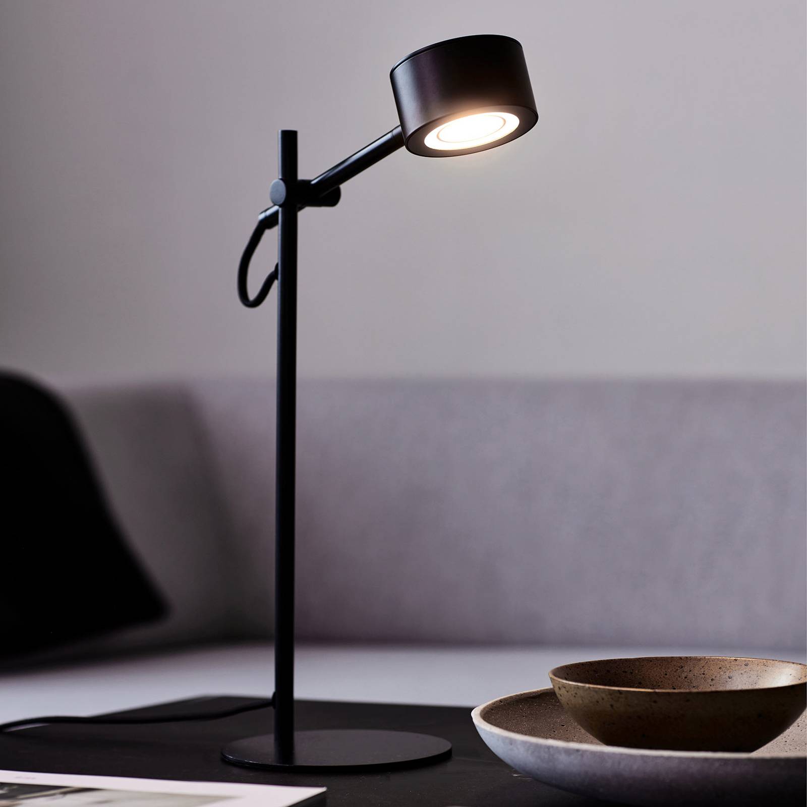 LED-pöytälamppu Clyde, integroitu himmennin