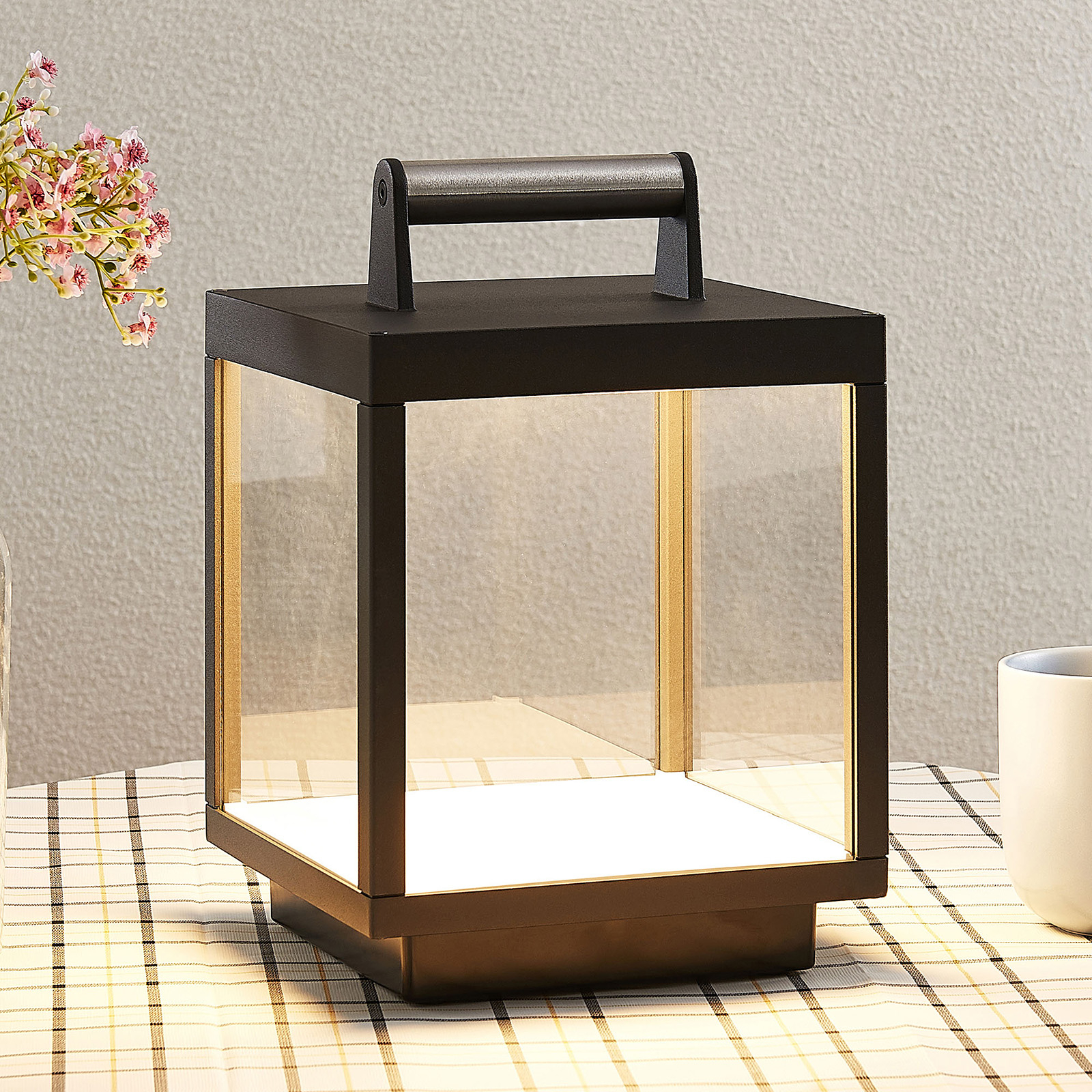 LED-pöytävalaisin Cube ulos, ladattava