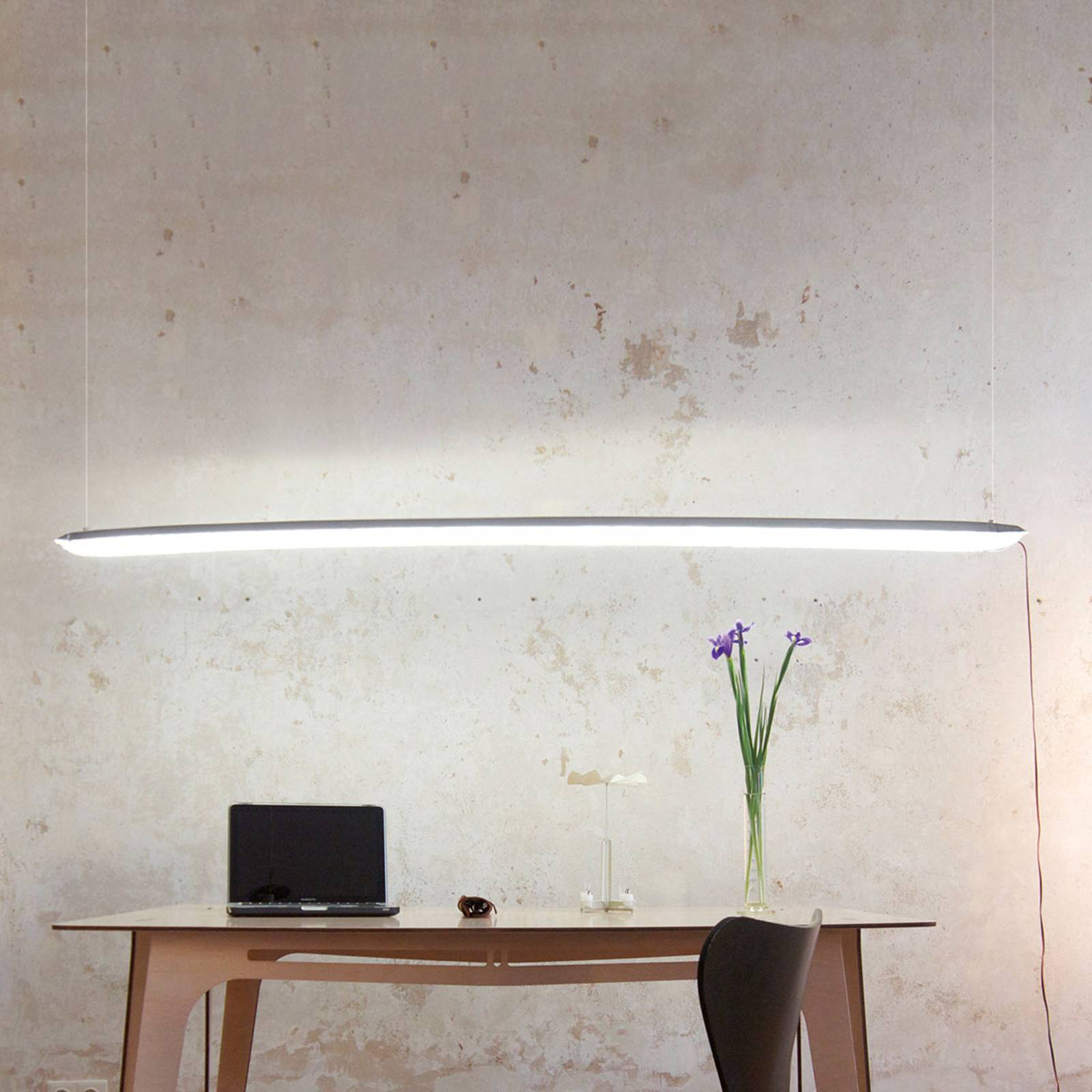 Ingo Maurer Blow me up -LED-valaisin 180 cm hopea