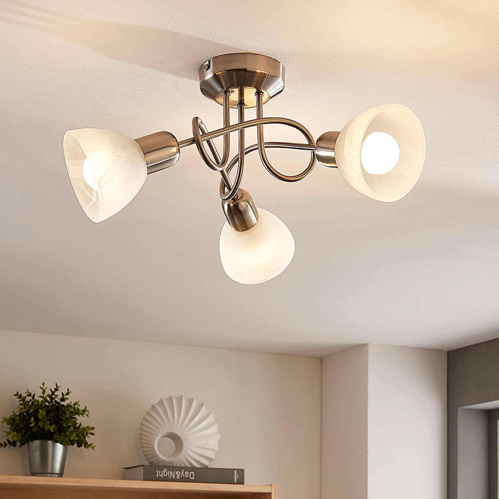 Lindby Paulina -LED-kattovalo, 3-lamp., pyöreä
