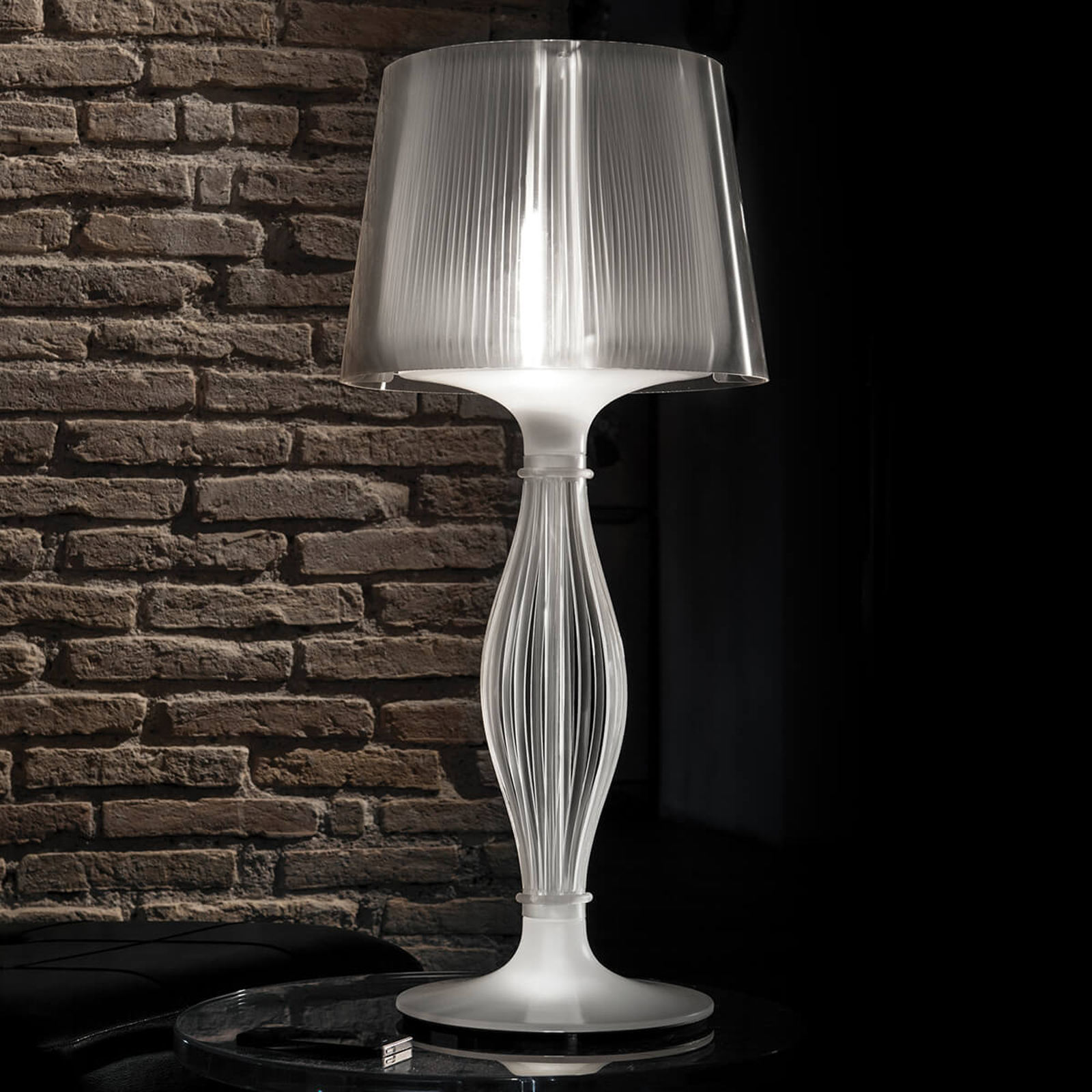 Slamp Liza - designer-pöytävalaisin, tinanvärinen