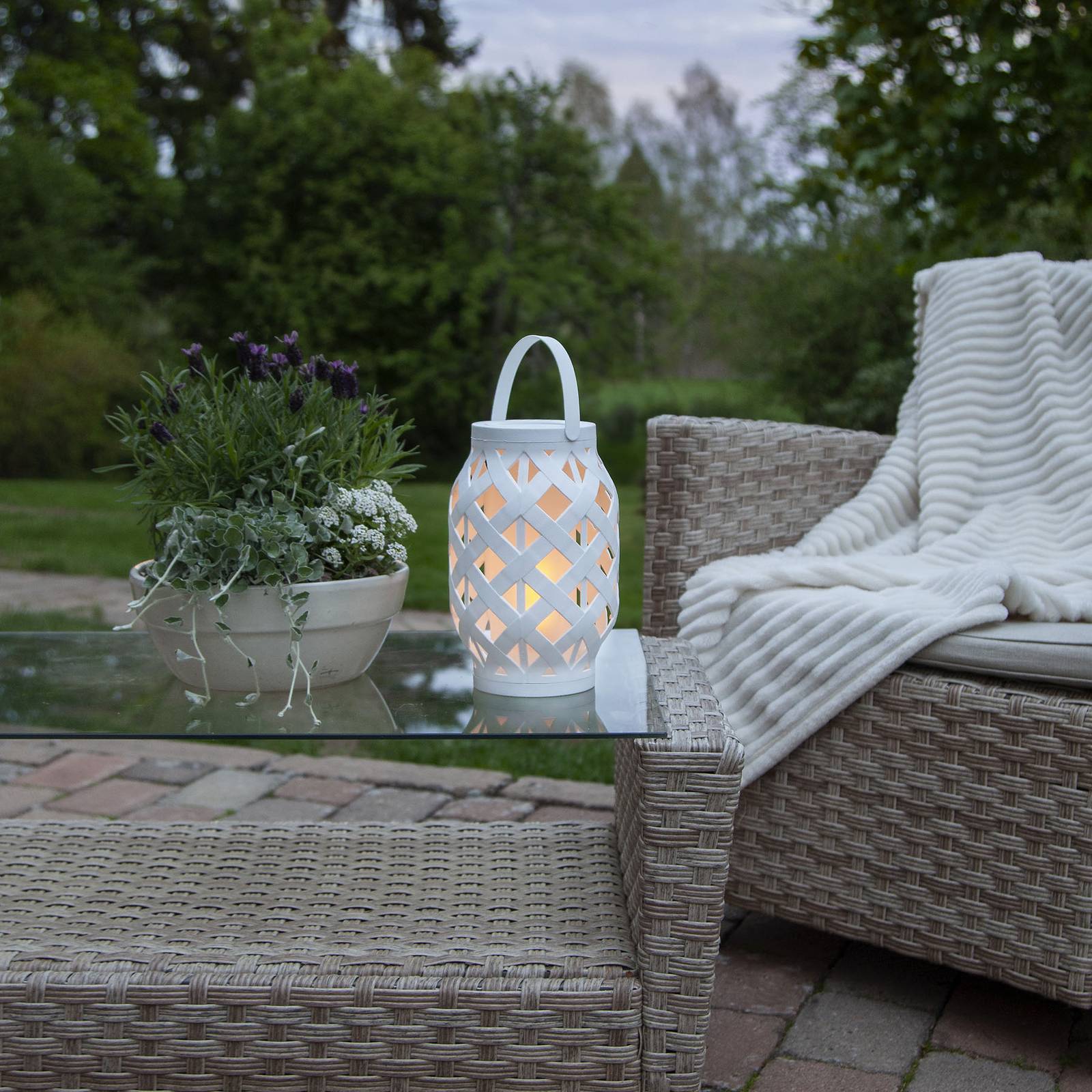 Flame Lantern -LED-lyhty, valkoinen, korkeus 23 cm