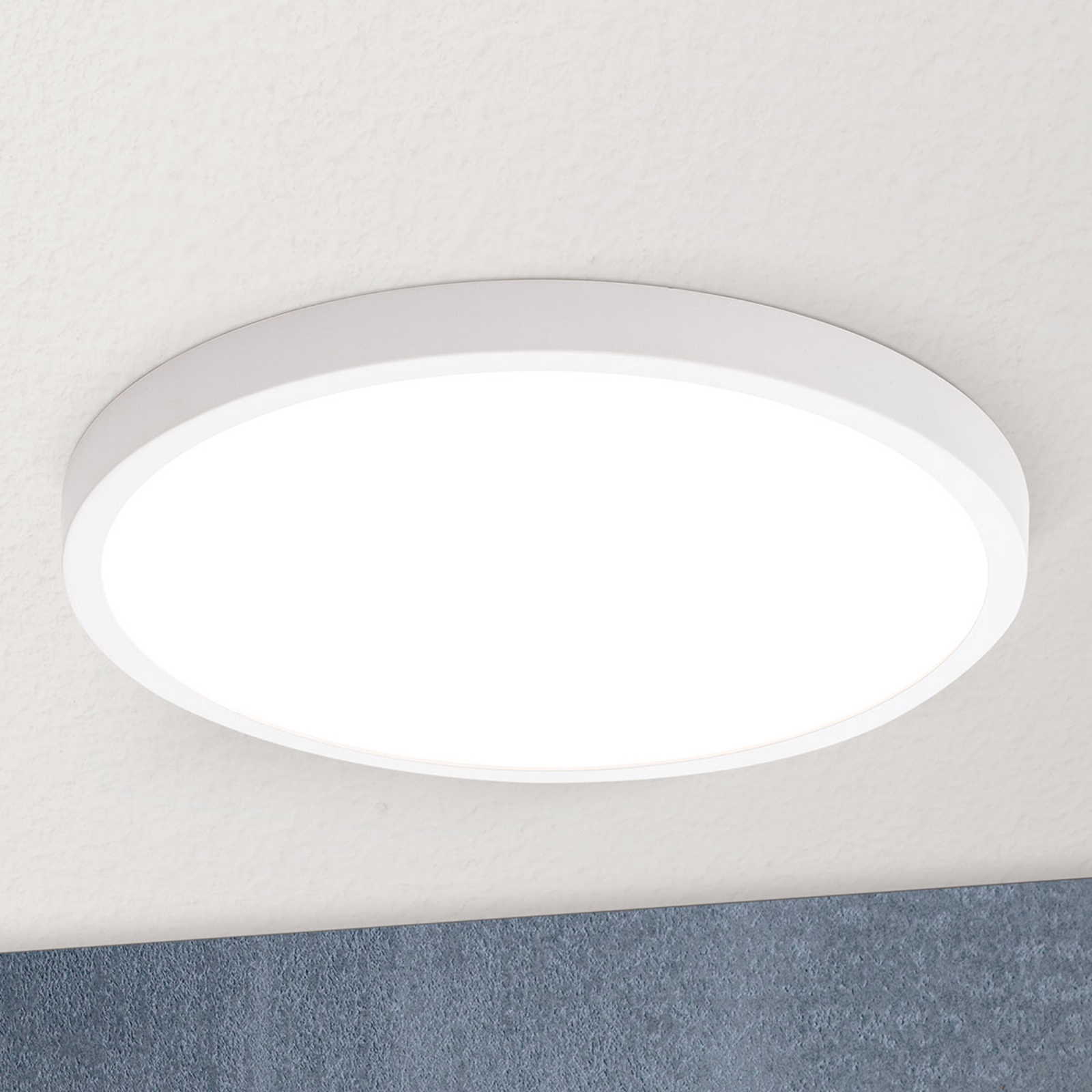 LED-kattovalaisin Vika, pyöreä, valkoinen, Ø 30cm