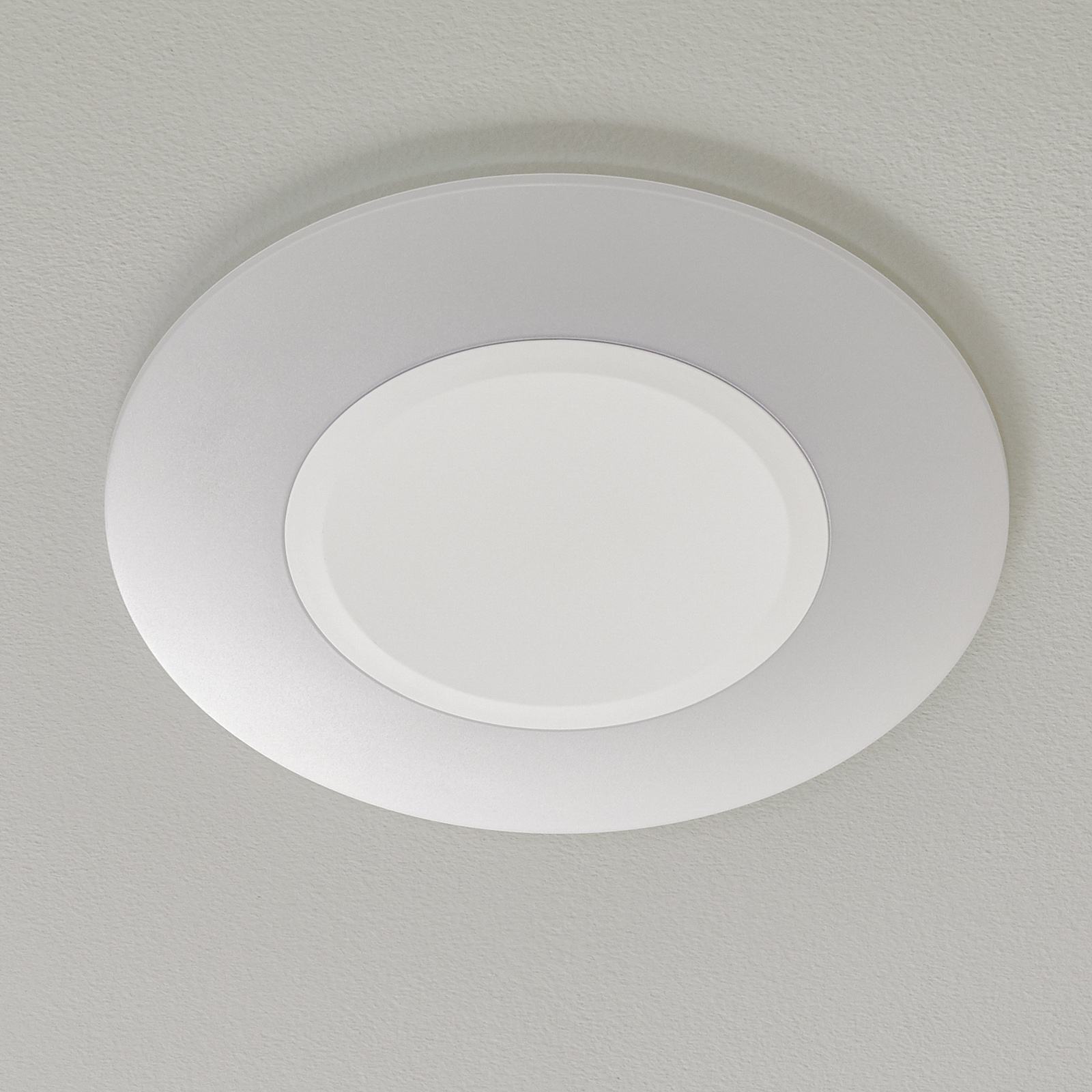 LEDVANCE LED Flat - litteä LED-kattovalaisin