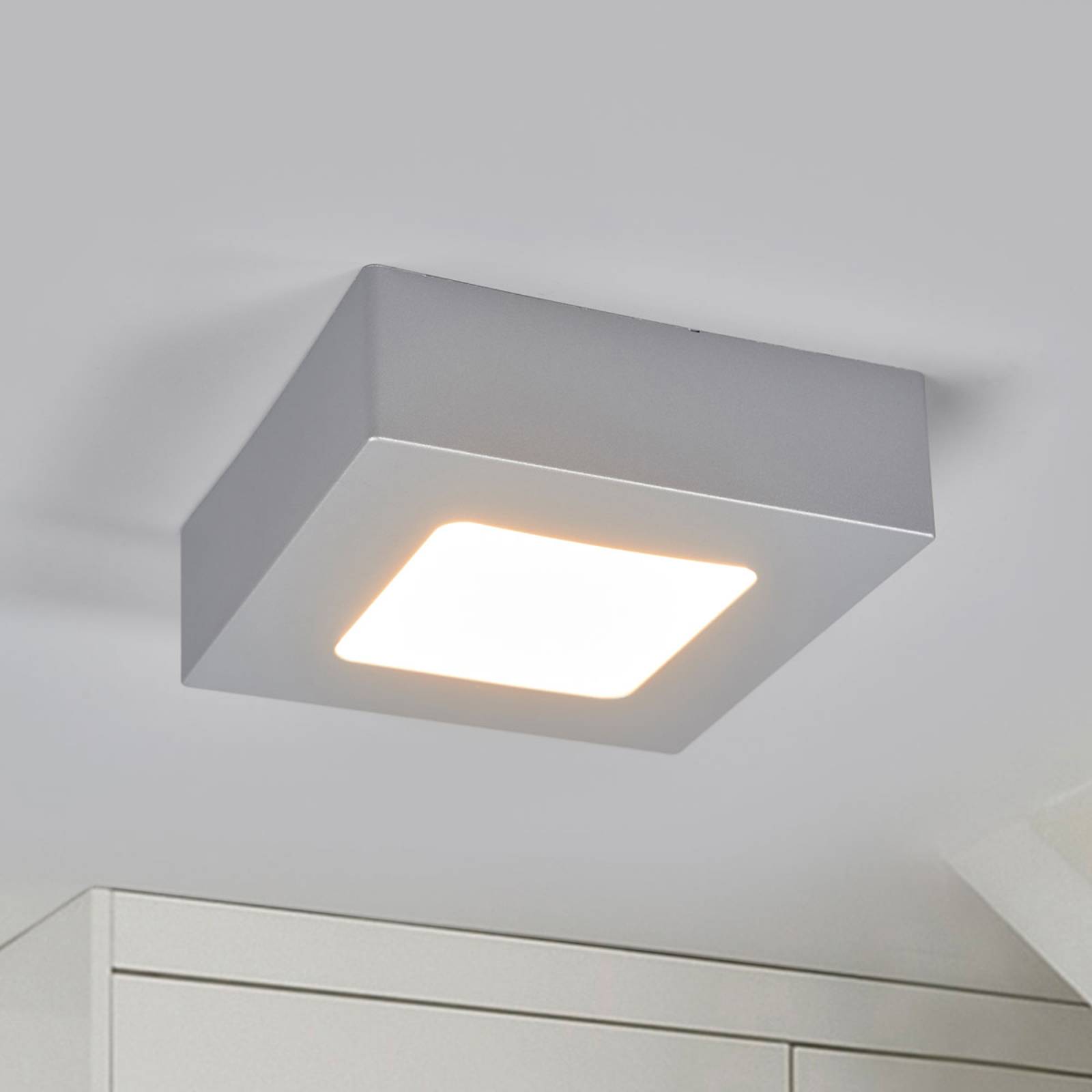 LED-kattovalo Marlo hopea 3 000 K kulmikas 12,8 cm