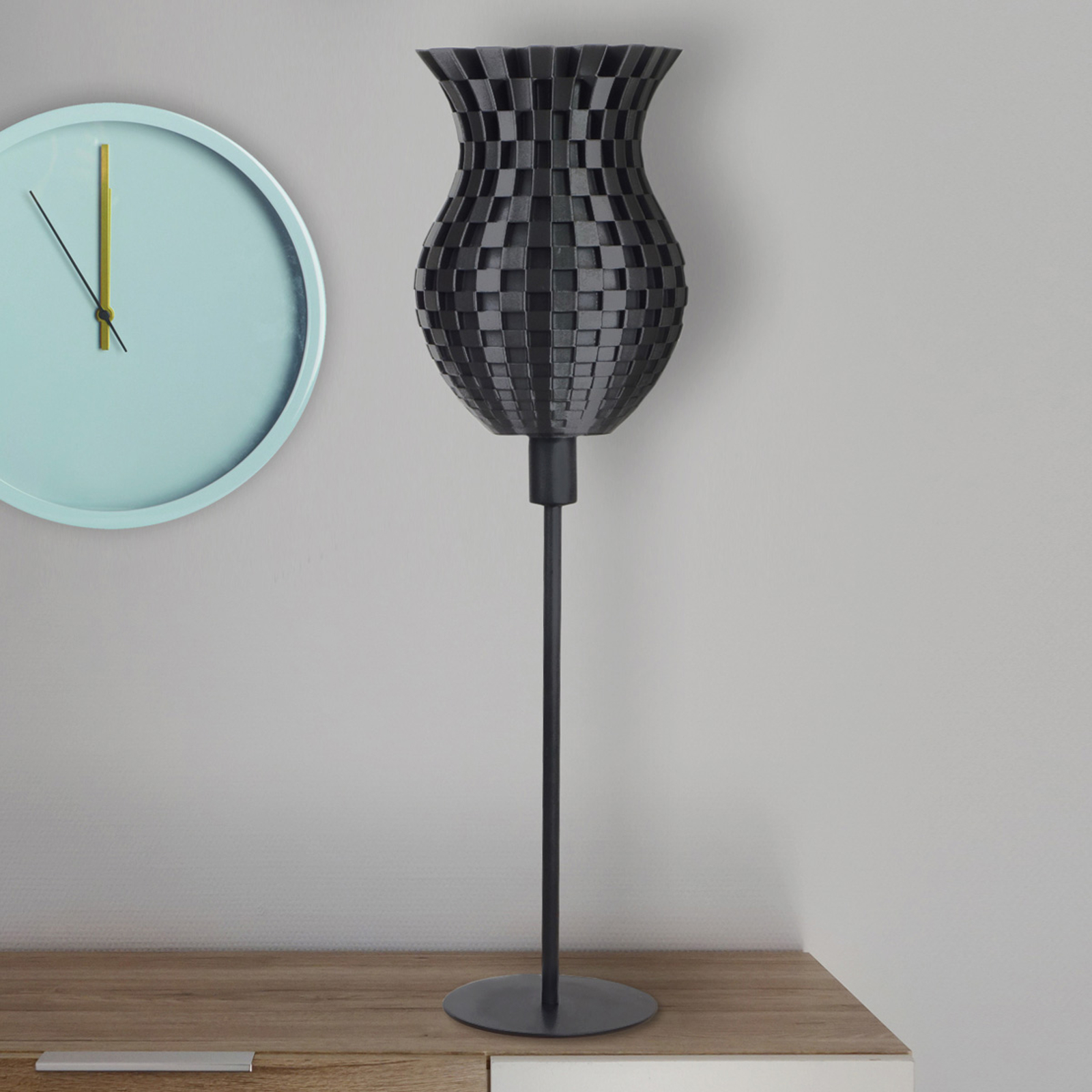 Pöytävalaisin Punos, 3D-tulostettu, grafiitti