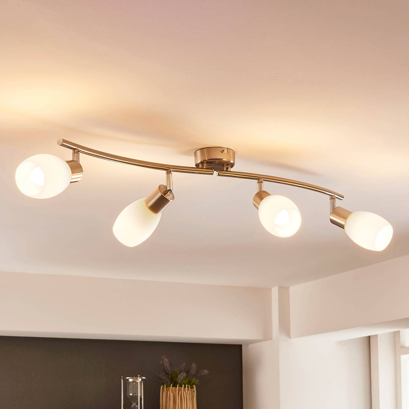 Nelilamppuinen LED-kattovalaisin Arda, easydim