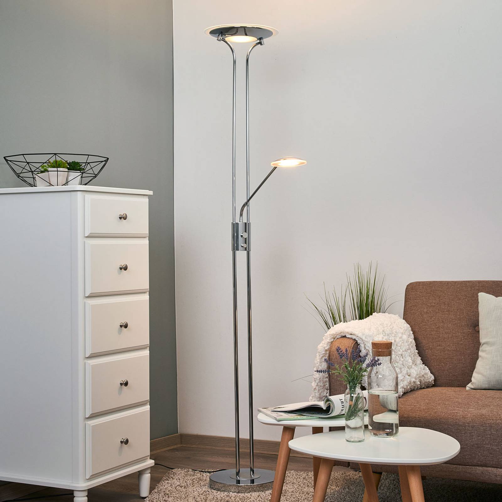 Aras – LED-lattiavalaisin lukulampulla, kromi