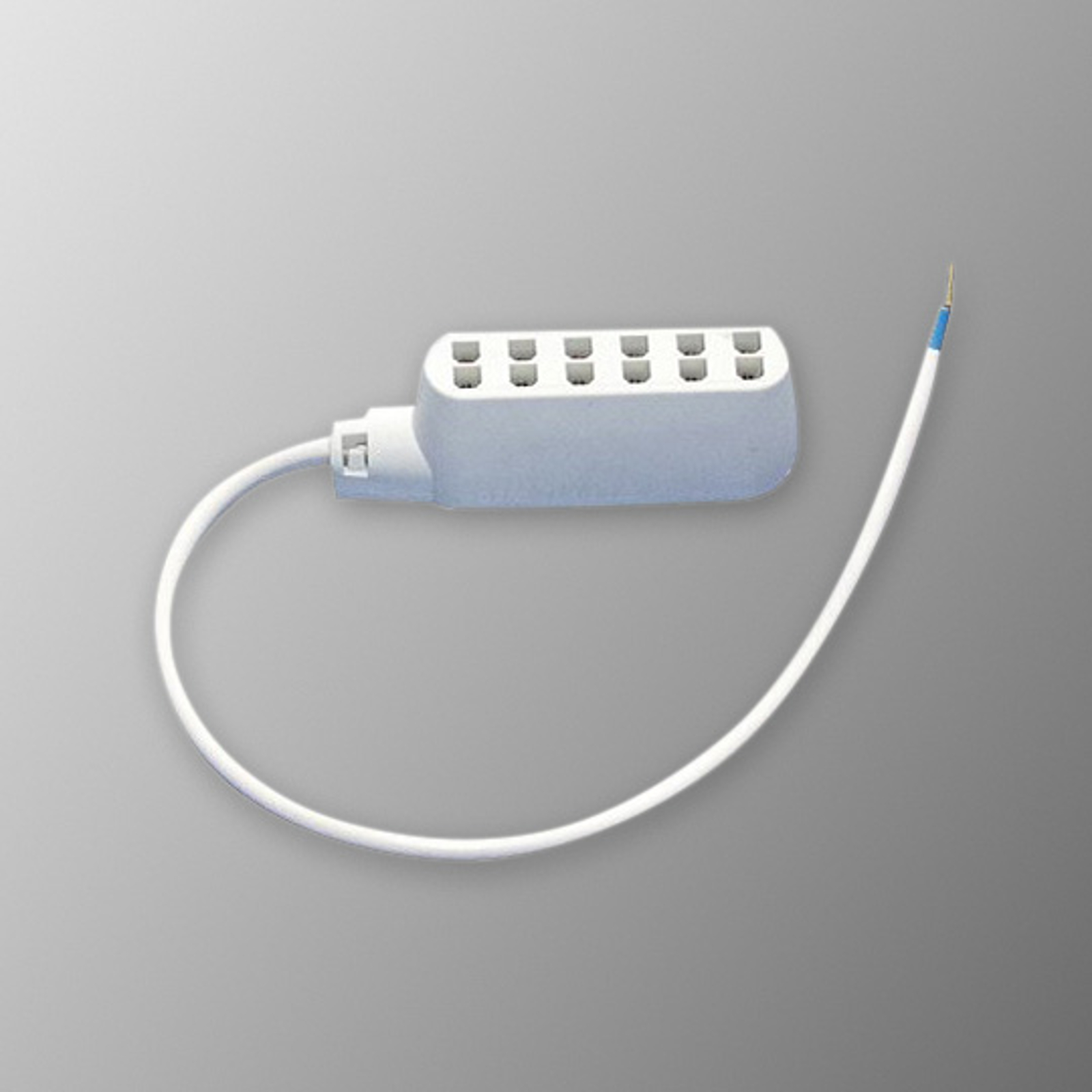 AMP 6-osainen adapteri