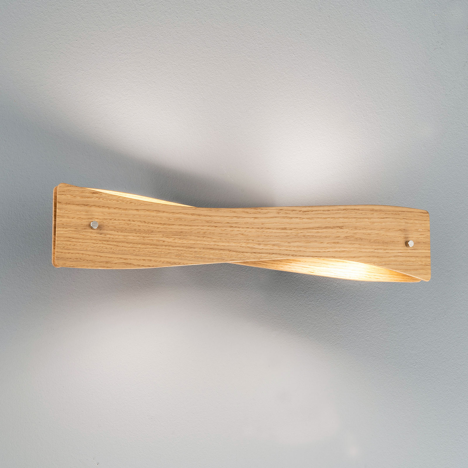 Lucande Lian LED-seinävalaisin, tammi