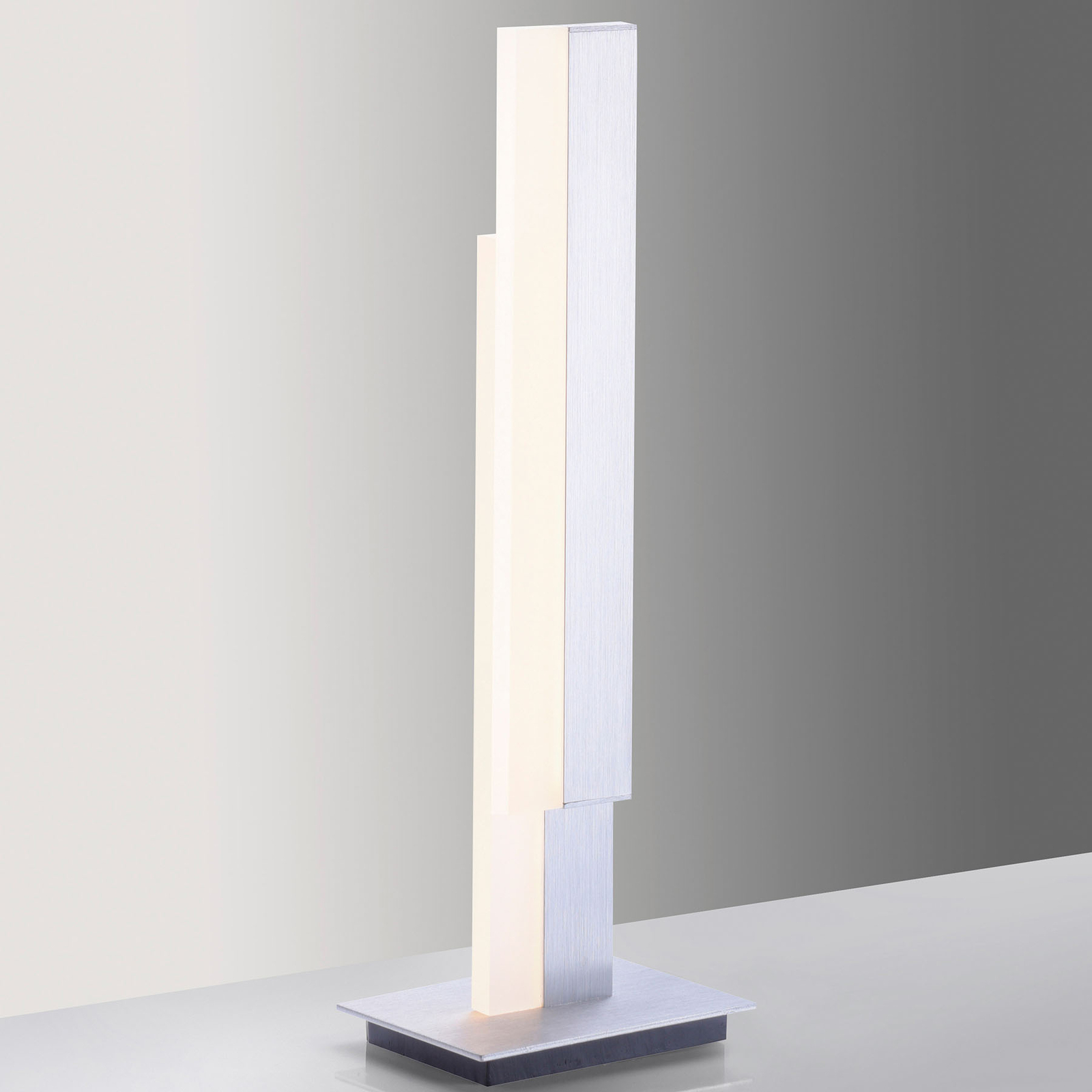 Paul Neuhaus Q-TOWER -LED-pöytälamppu